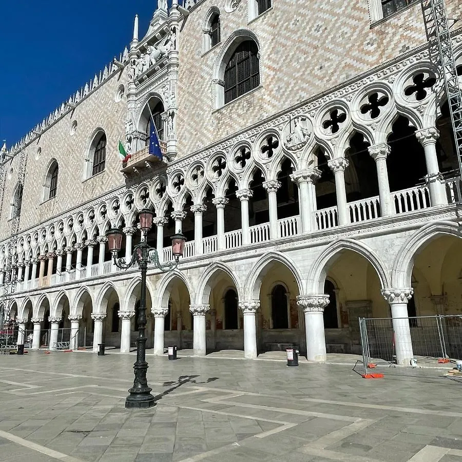 Royal Rialto Apartment - Grand Canal View Velence