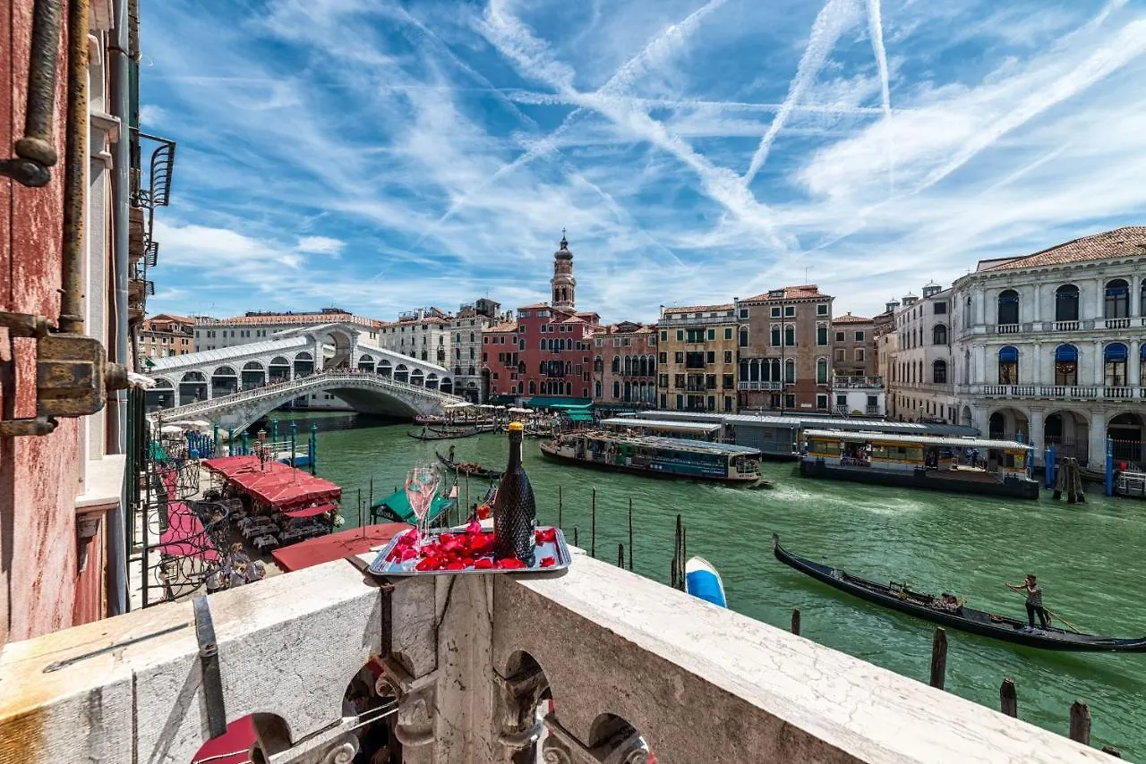 Royal Rialto Apartment - Grand Canal View Венеция