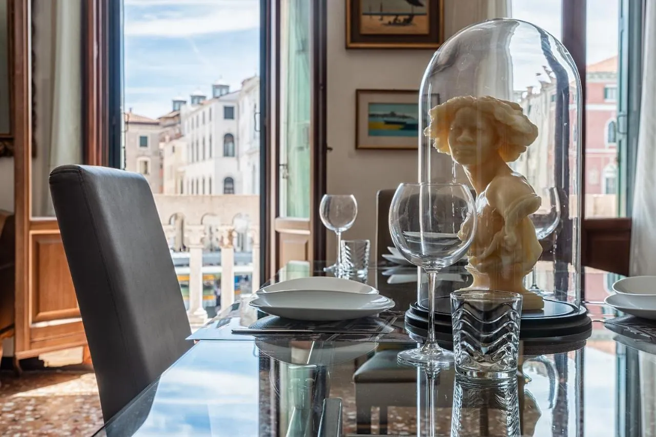 Royal Rialto Apartment - Grand Canal View Венеция