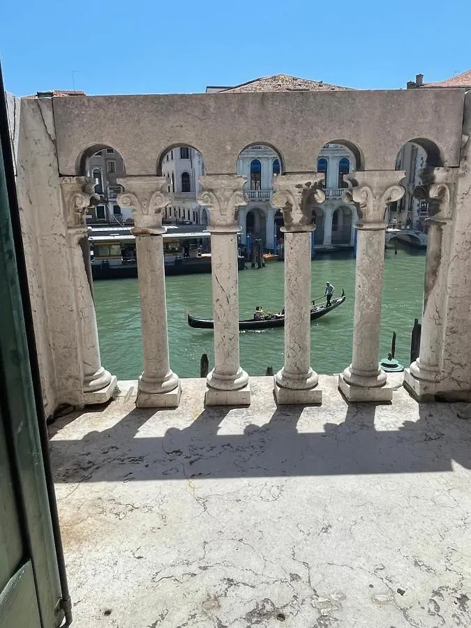 Royal Rialto Apartment - Grand Canal View Venice Italy